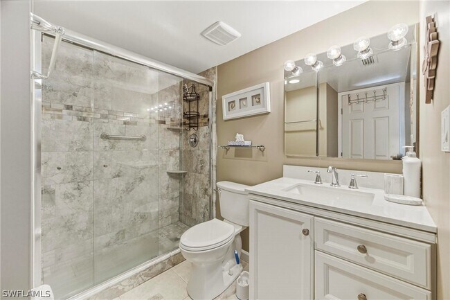 Building Photo - 1010 Manatee Rd