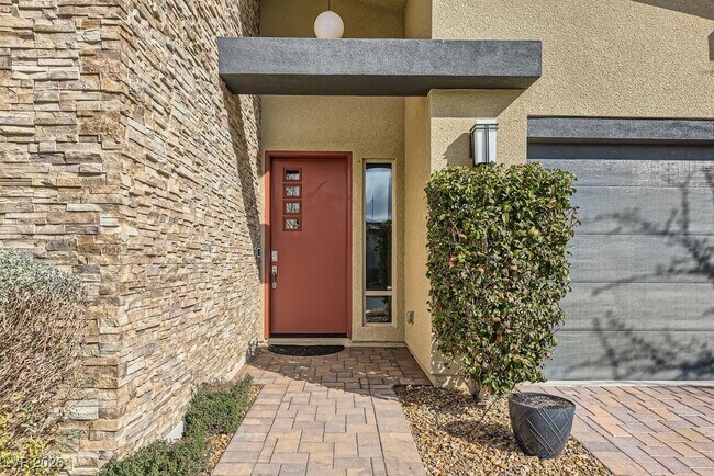 Foto del edificio - 3008 Barrett Springs Ave