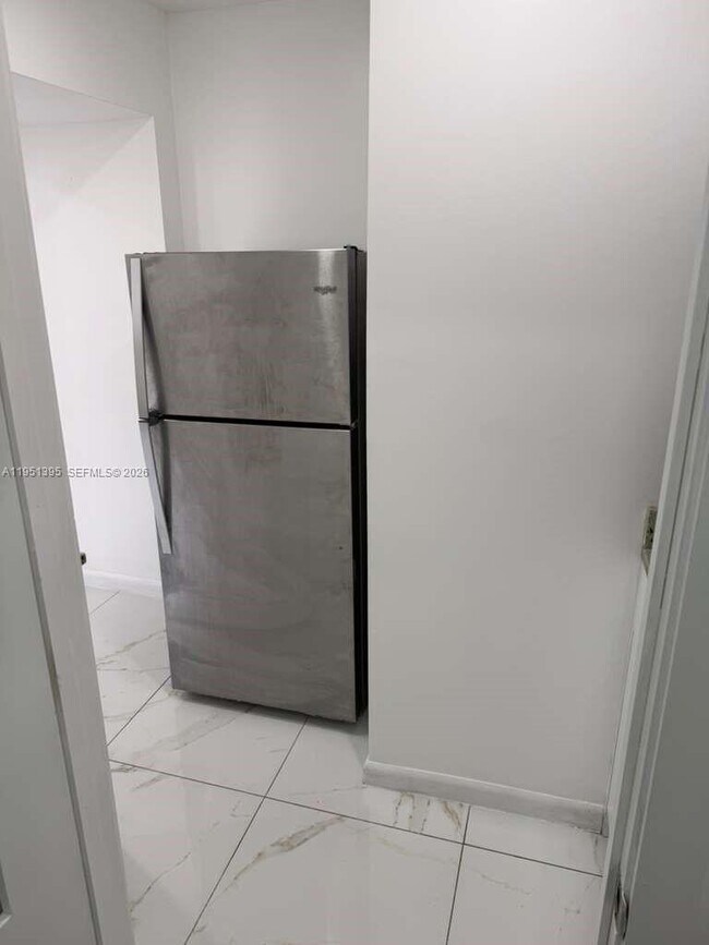 Foto del edificio - 10726 SW 147th Ct