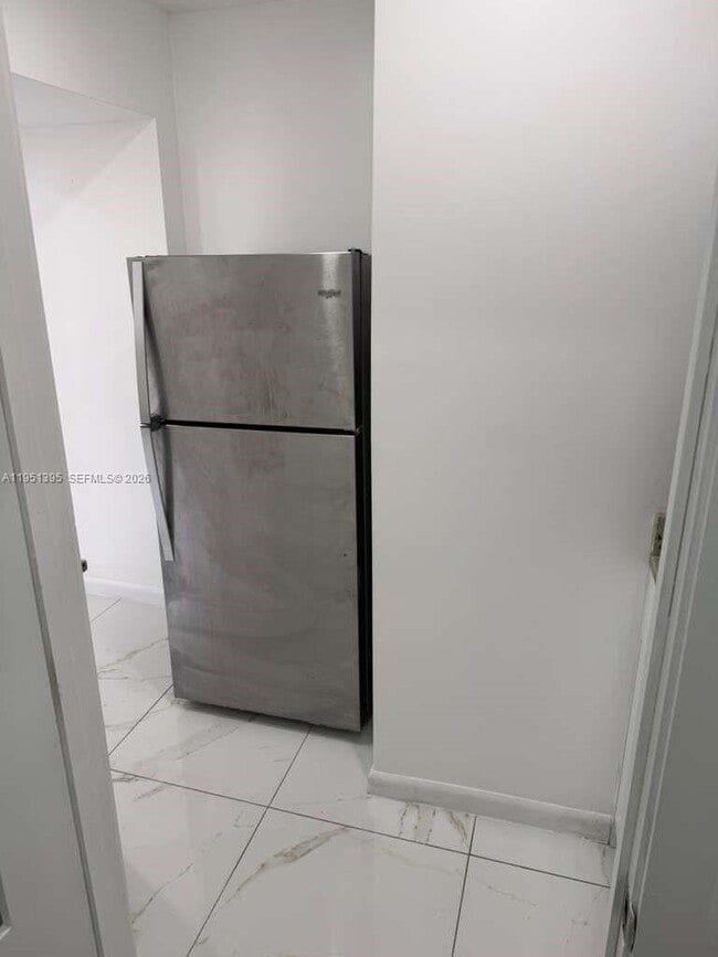 Building Photo - 10726 SW 147th Ct