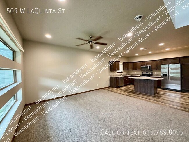 Foto del edificio - 509 W La Quinta St