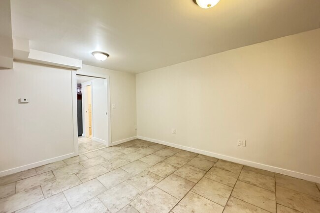 Foto del edificio - 860 W End Ave