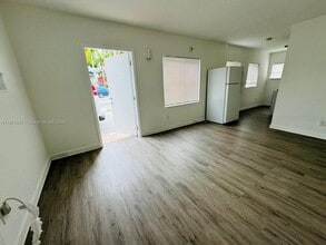 Building Photo - 2900 W Flagler St