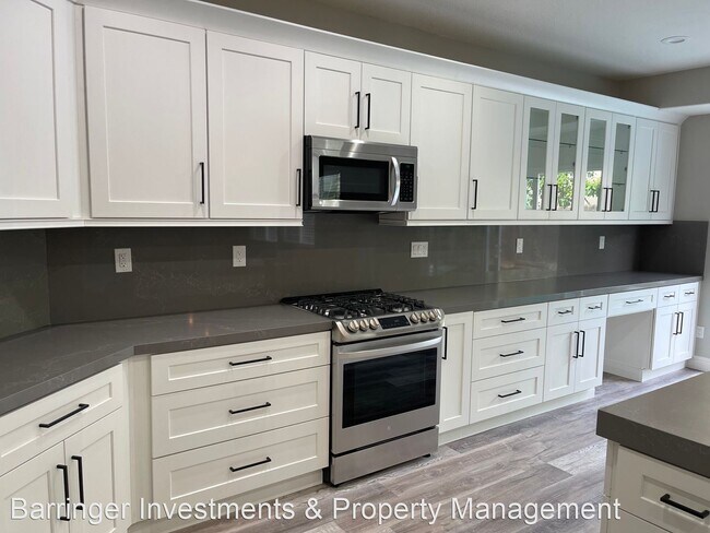 Foto del edificio - 4 br, 3 bath House - 4128 Heirloom Lane