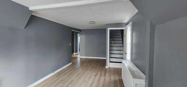 Sala de estar - 2701 Magee Pl