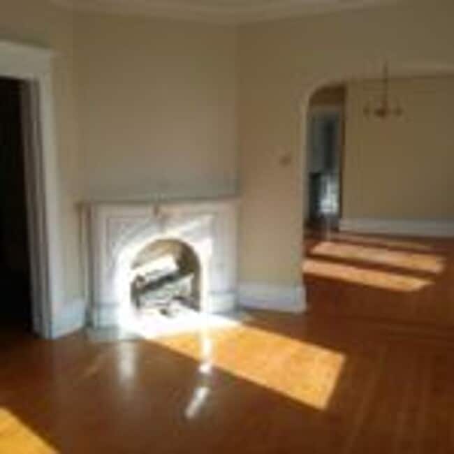 Foto del edificio - 2614-16 N. Prospect Ave.