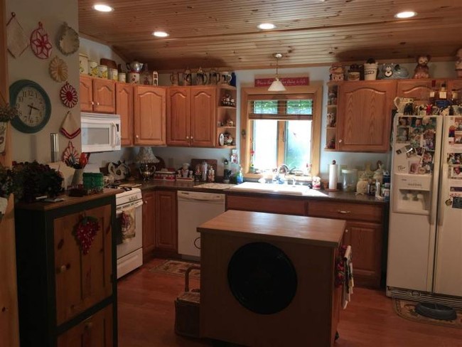 Building Photo - 3 bedroom in Holderness NH 03245