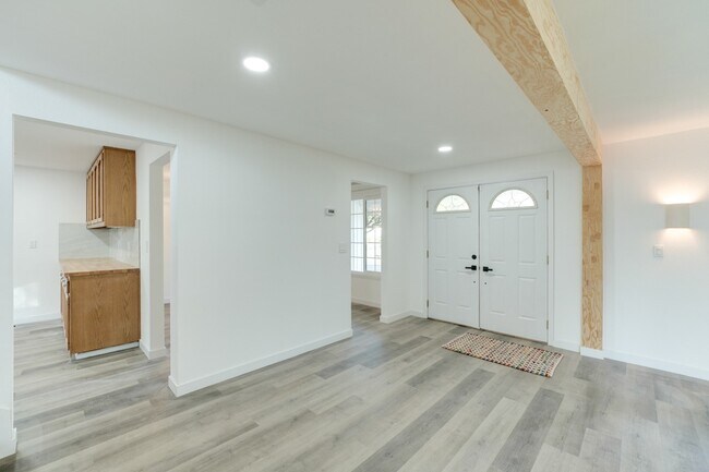 Foto del edificio - 12225 105th Ave NE