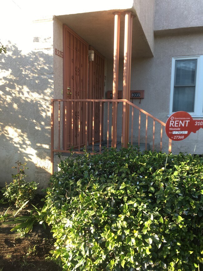 entrance to apartment - 8335 W 1st St