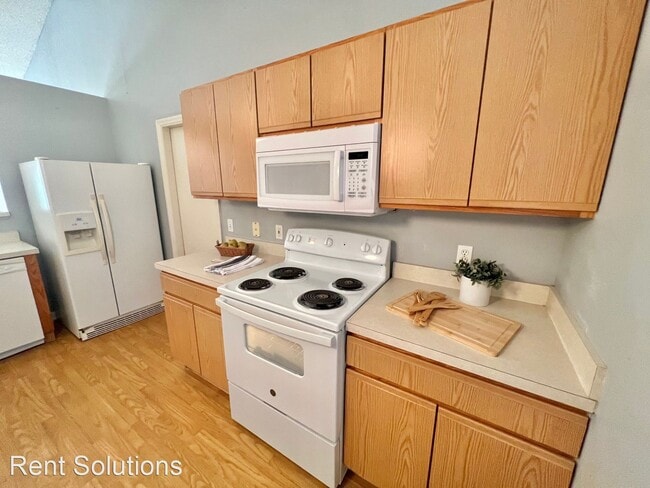 Building Photo - 3 br, 2 bath House - 6077 Roble Ave.
