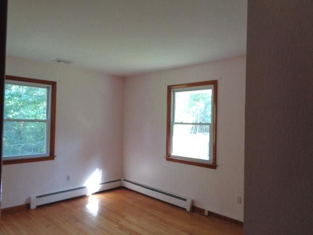 Building Photo - 3 bedroom in Cheshire CT 06410