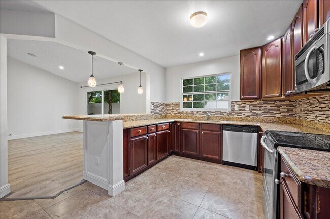 Foto del edificio - 4193 Willowood Ln