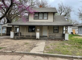 Building Photo - 1220 S Fern St