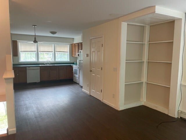 Building Photo - 1029 Mammoth Rd