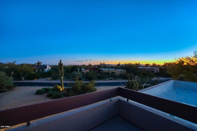 Building Photo - 8448 E Via Montoya