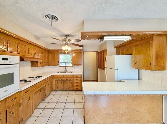 Foto del edificio - 336 NW 62nd St