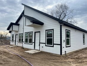 Building Photo - 5710 Delmack St