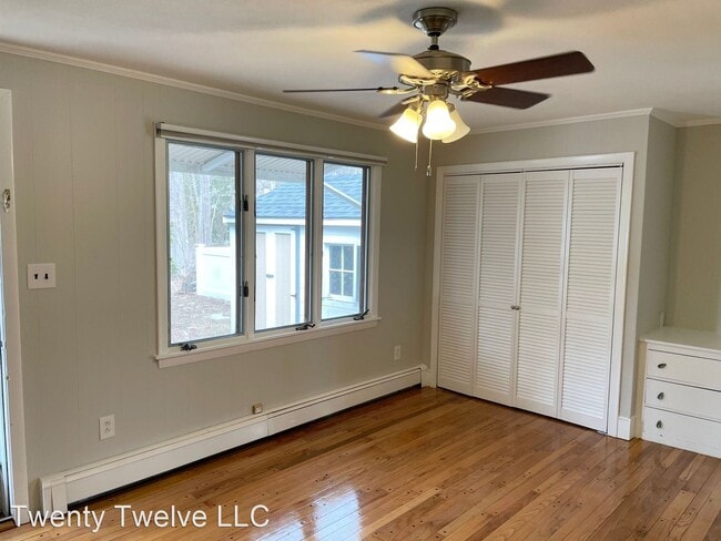 Building Photo - 2 br, 1 bath House - 223A Pond street
