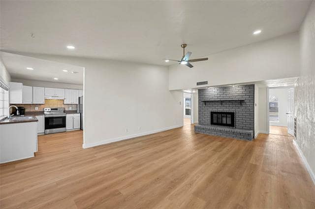 Foto del edificio - 5117 Shannon Dr