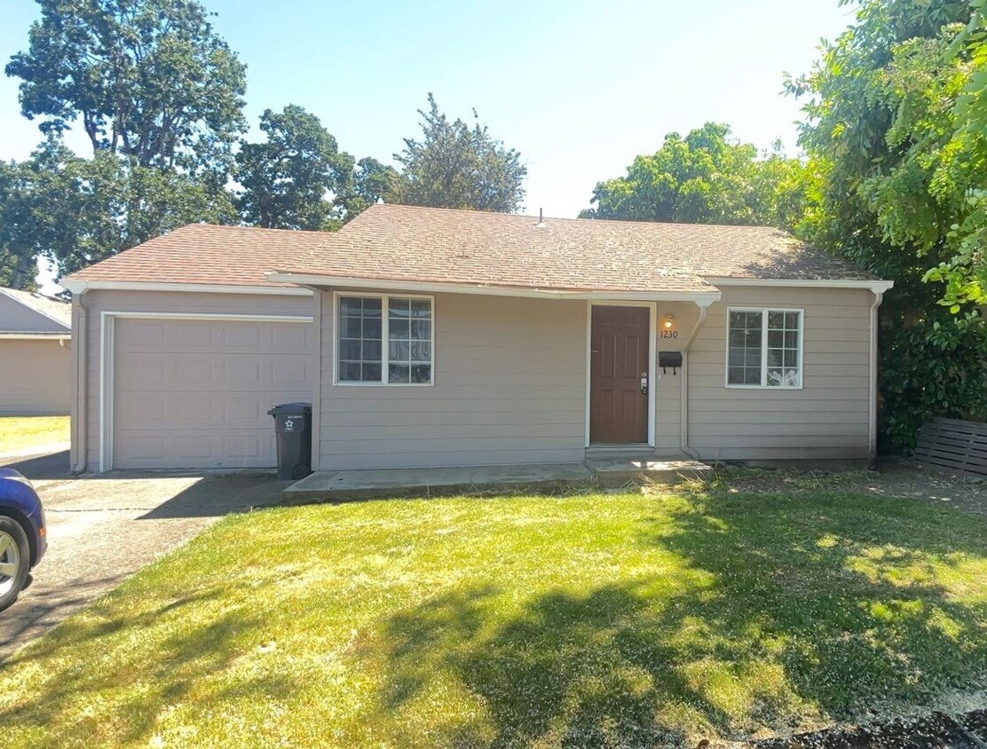 Primary Photo - 1220-1230 14th St SE