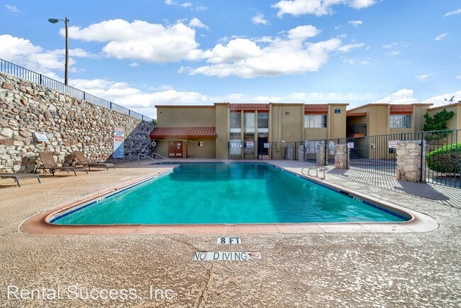 Building Photo - 5500 Confetti Dr