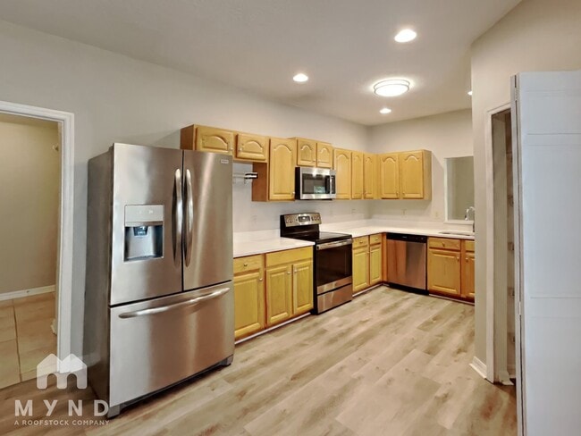 Foto del edificio - 6041 Spring Creek Ct
