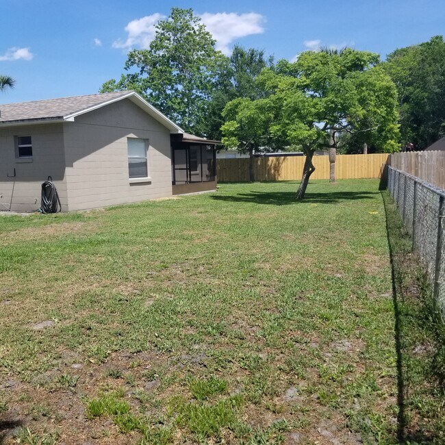 Building Photo - 1414 Pirogue Ct