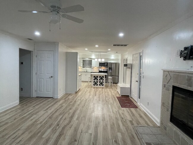 Foto del edificio - 44 Salt Marsh Dr