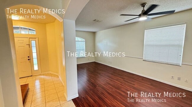 Building Photo - 13628 Tetherline Trail