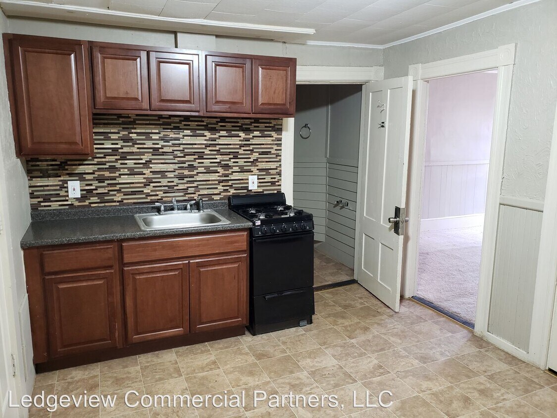 Foto principal - 1279 Elm St