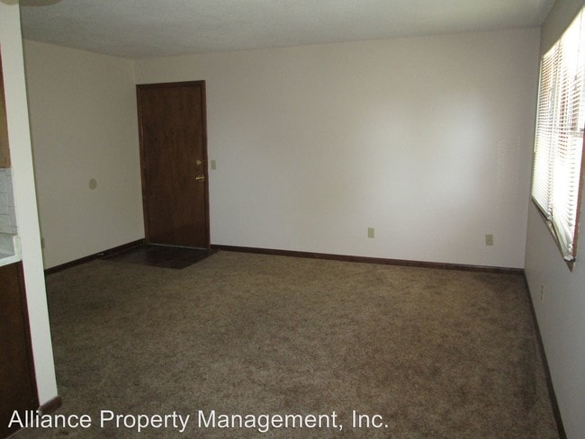 Building Photo - 518 Osage St