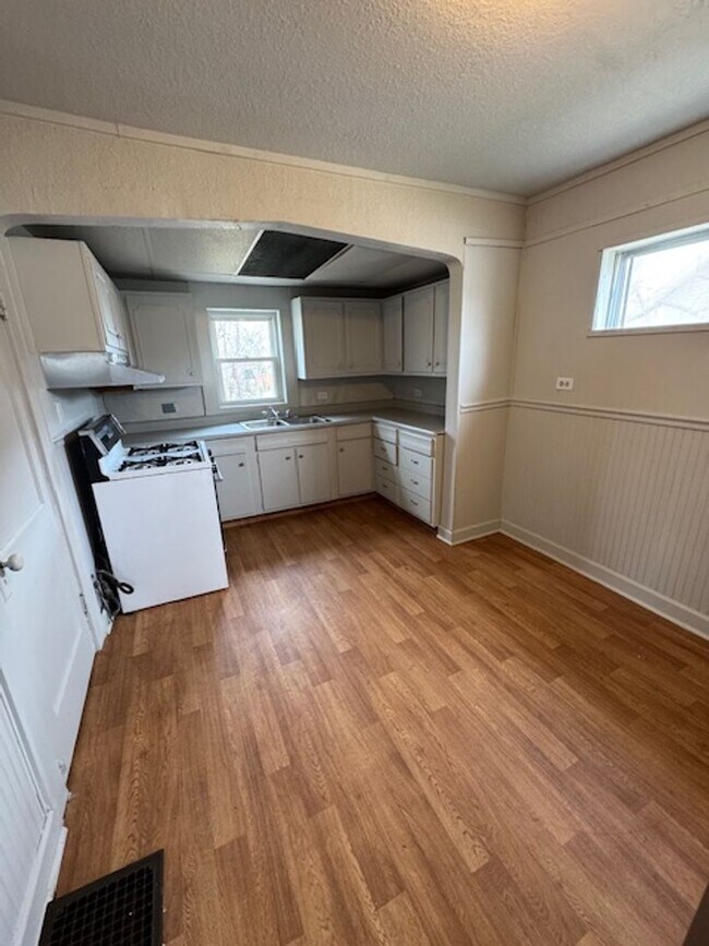 Foto del edificio - 1309 Eckart St