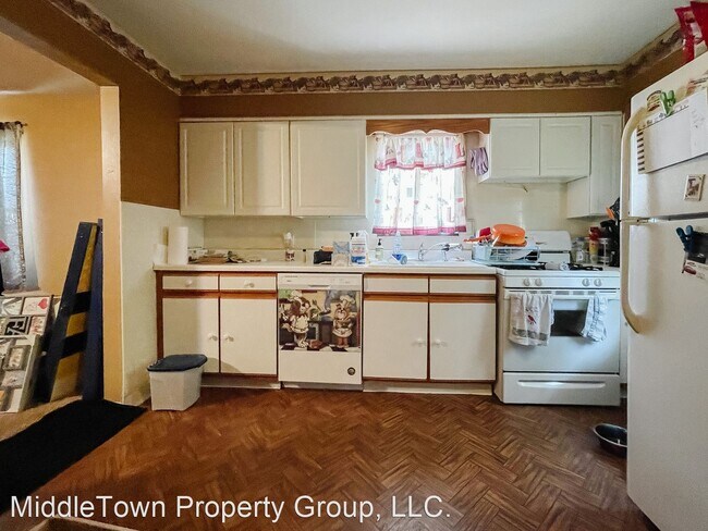 Building Photo - 3 br, 1 bath House - 1509 W Glenn Ellyn