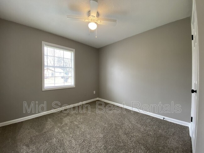 Building Photo - 5122 Blacksmith Dr