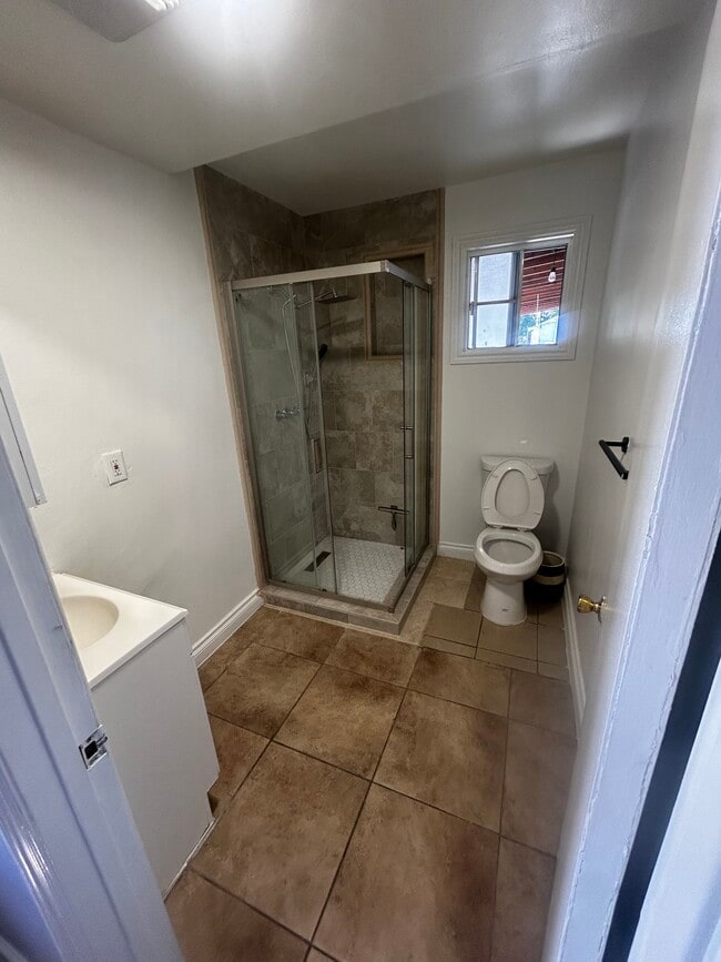 Foto del edificio - 5970 Pepperwood Ave