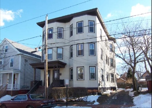 Building Photo - 64 Montreal St