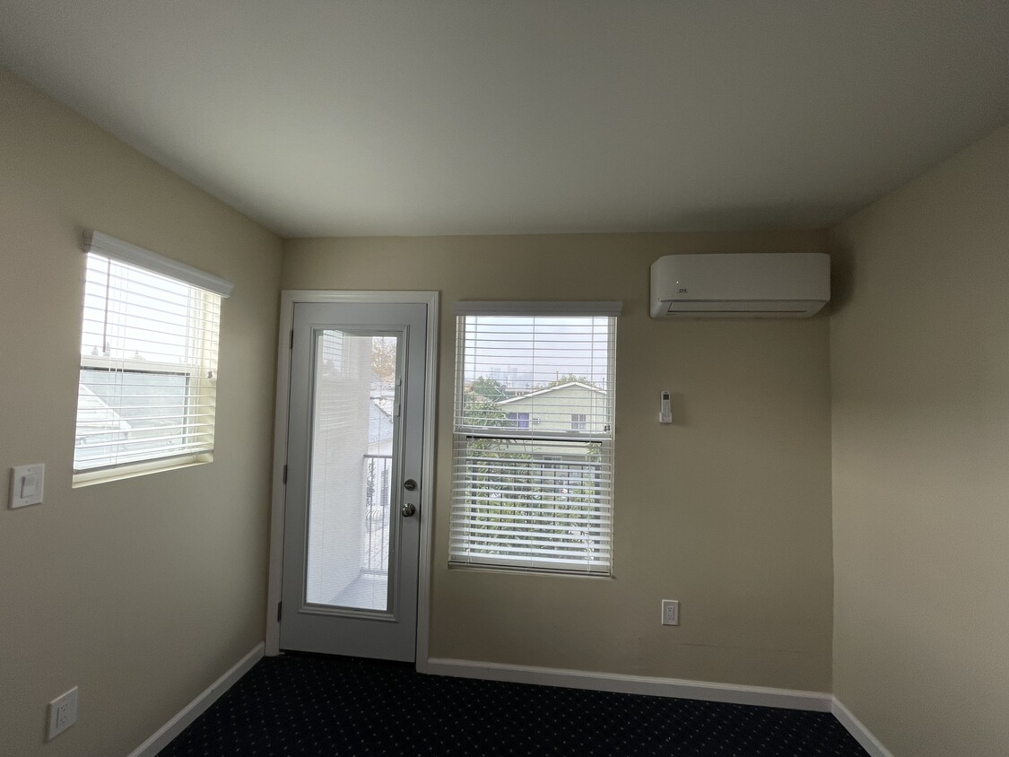 Building Photo - 315 S Avenue 20