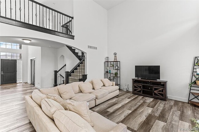 Building Photo - 55135 Hanford Ct