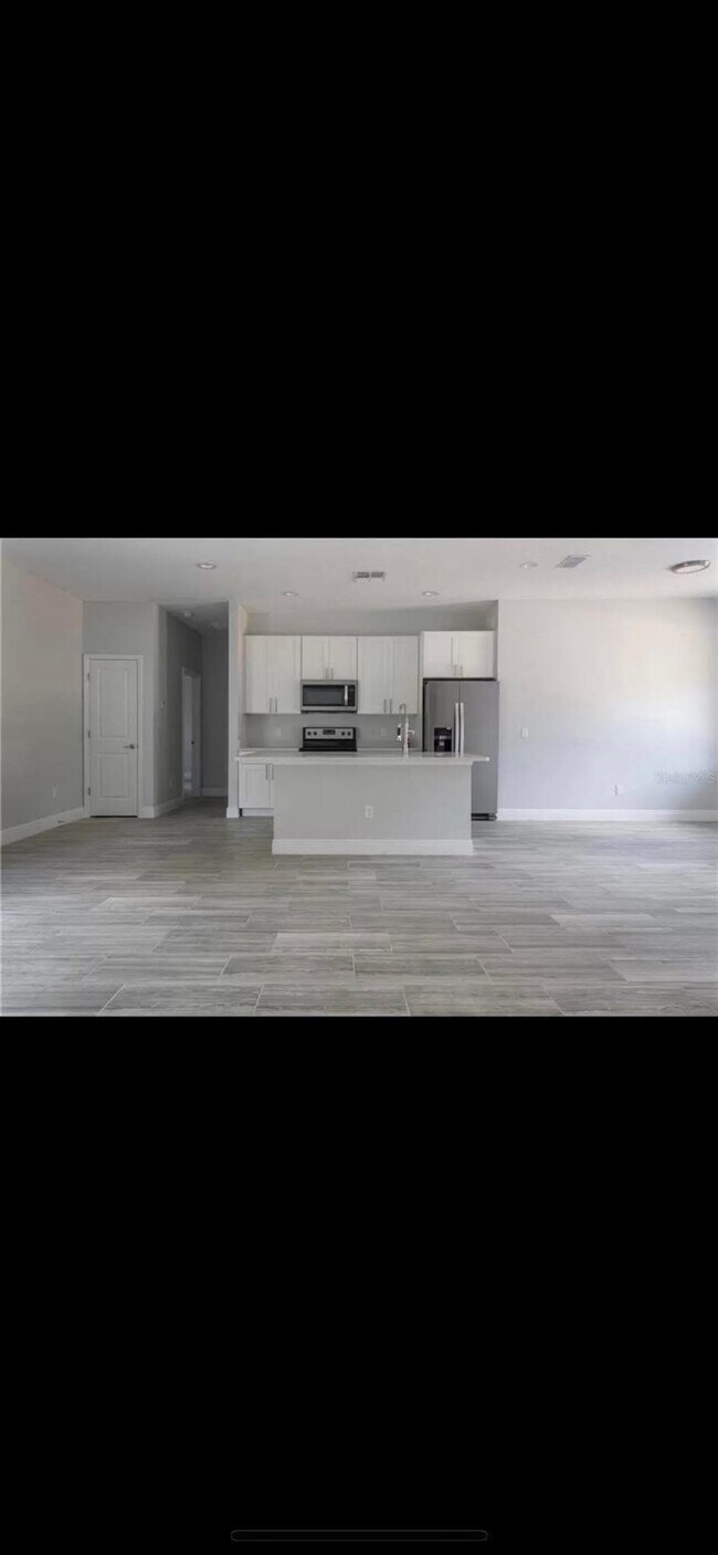 Foto del edificio - 607 Kangaroo Dr