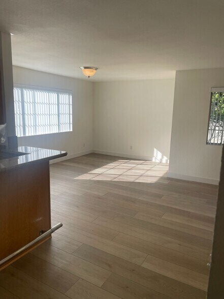 Foto principal - 308 N Kenwood St