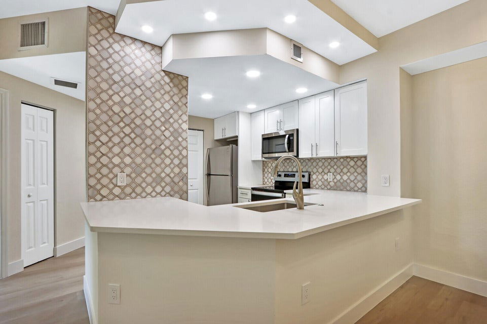 Photo - 2724 Anzio Court Apt #201, Palm Beach Gardens, FL 33410 - 2 BR 1 BA Condo