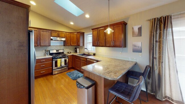 Building Photo - 821 Flormann Street