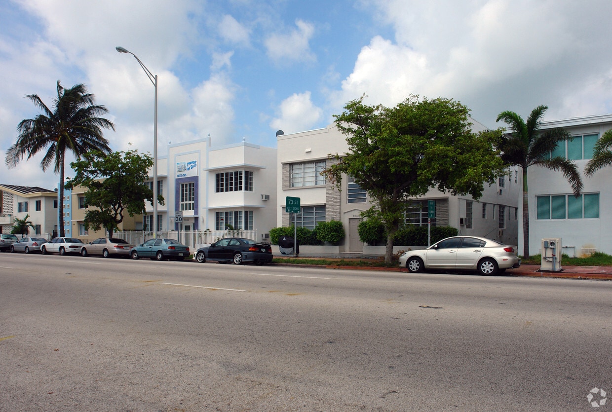 Building Photo - 7340 Harding Ave