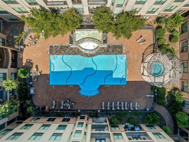 Foto del edificio - 2299 Lone Star Dr