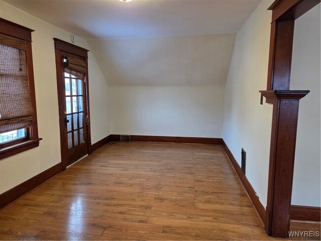 Foto del edificio - 212 Newburgh Ave