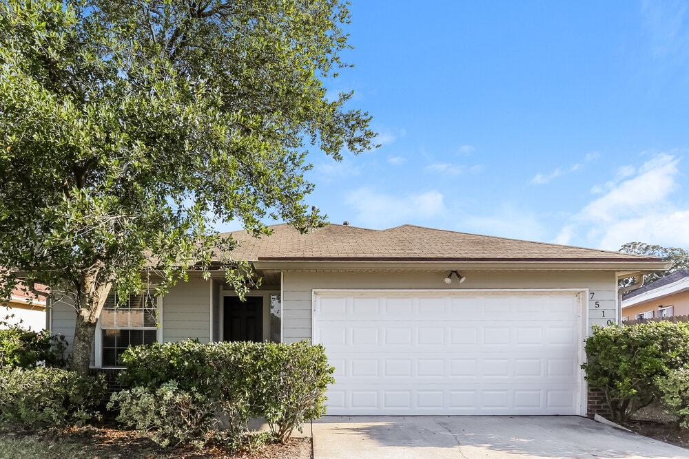 Foto principal - 7510 International Village Dr