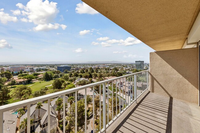 Building Photo - STUNNING HIGH-RISE CONDO ON THE 14TH FLOOR...