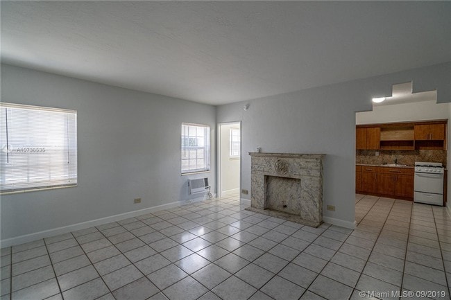 Building Photo - 320 83rd St