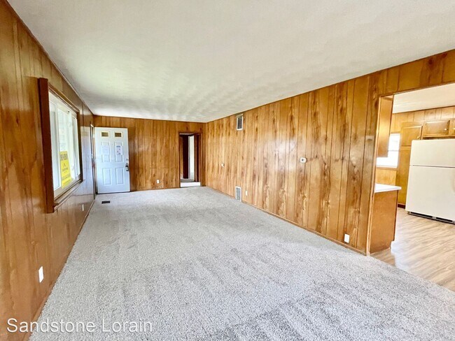 Building Photo - 3 br, 1 bath House - 2494 E. 39th Street