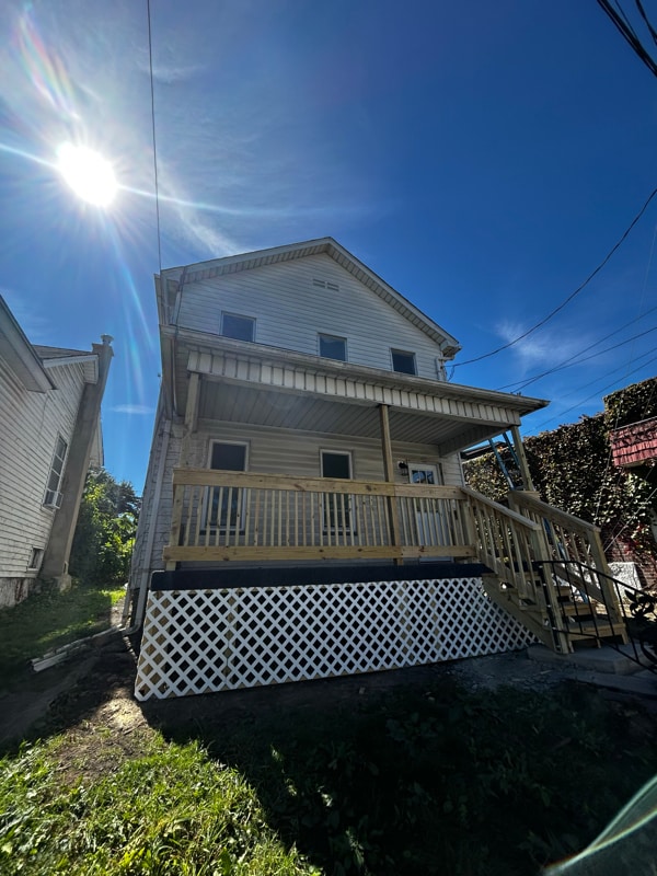Building Photo - 49 Fallbrook St